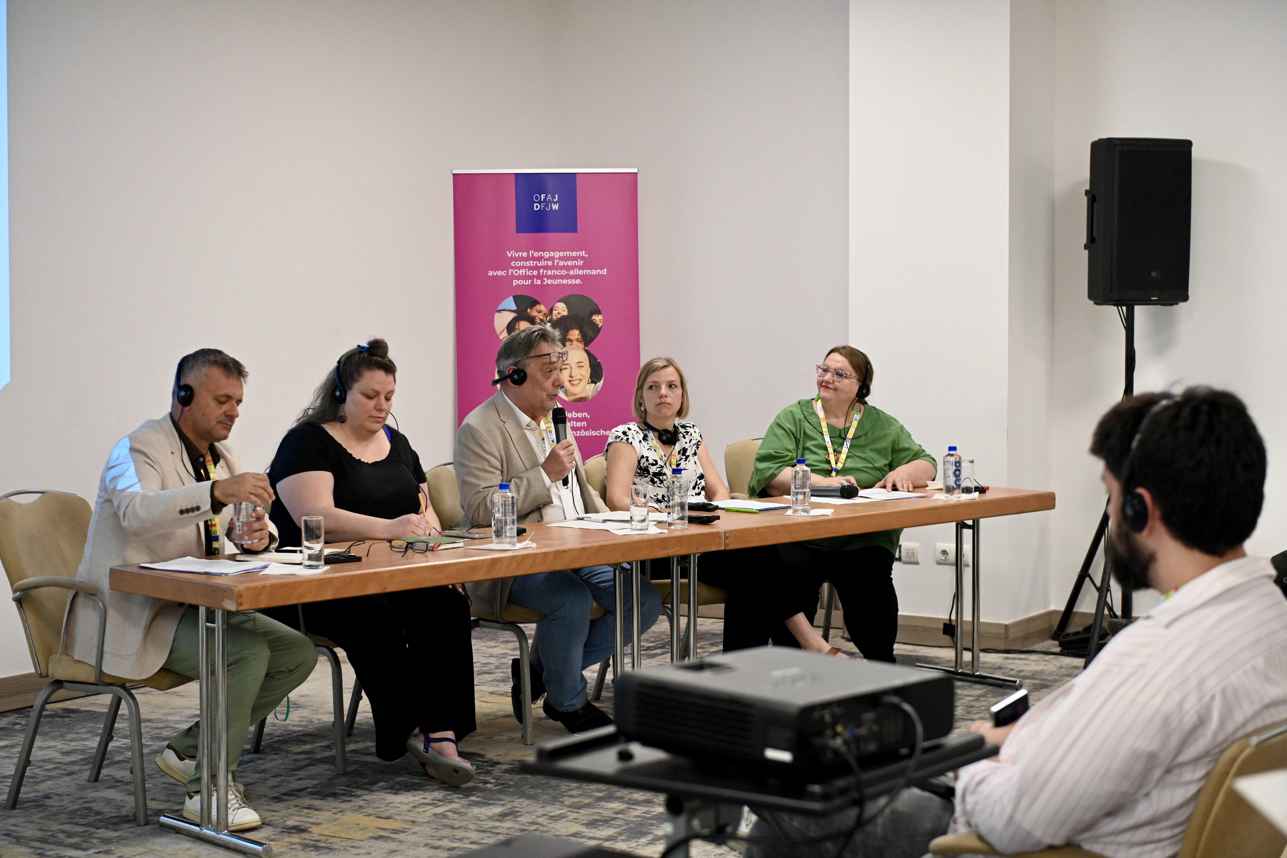 Construire l’Europe par la jeunesse : 25 ans d’engagement en Europe du Sud-Est