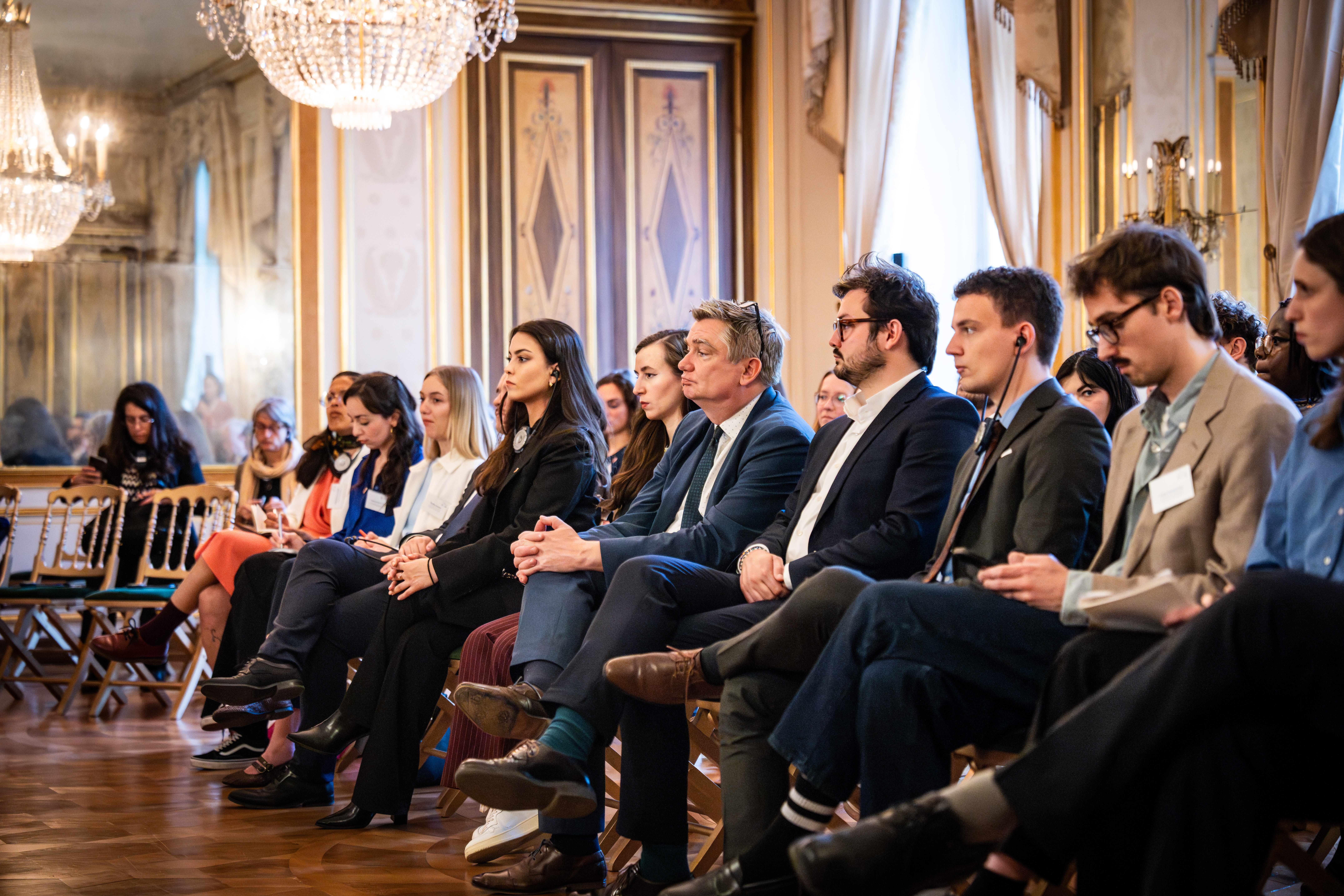 france-politics-social-education-youth-generation-europe-paris-4.jpg