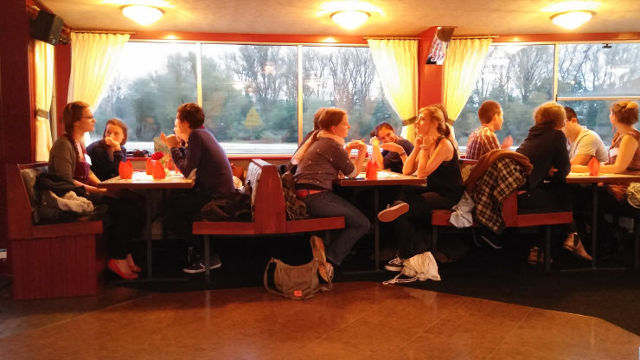jao-croisiere-diner-sur-le-rhin.jpg