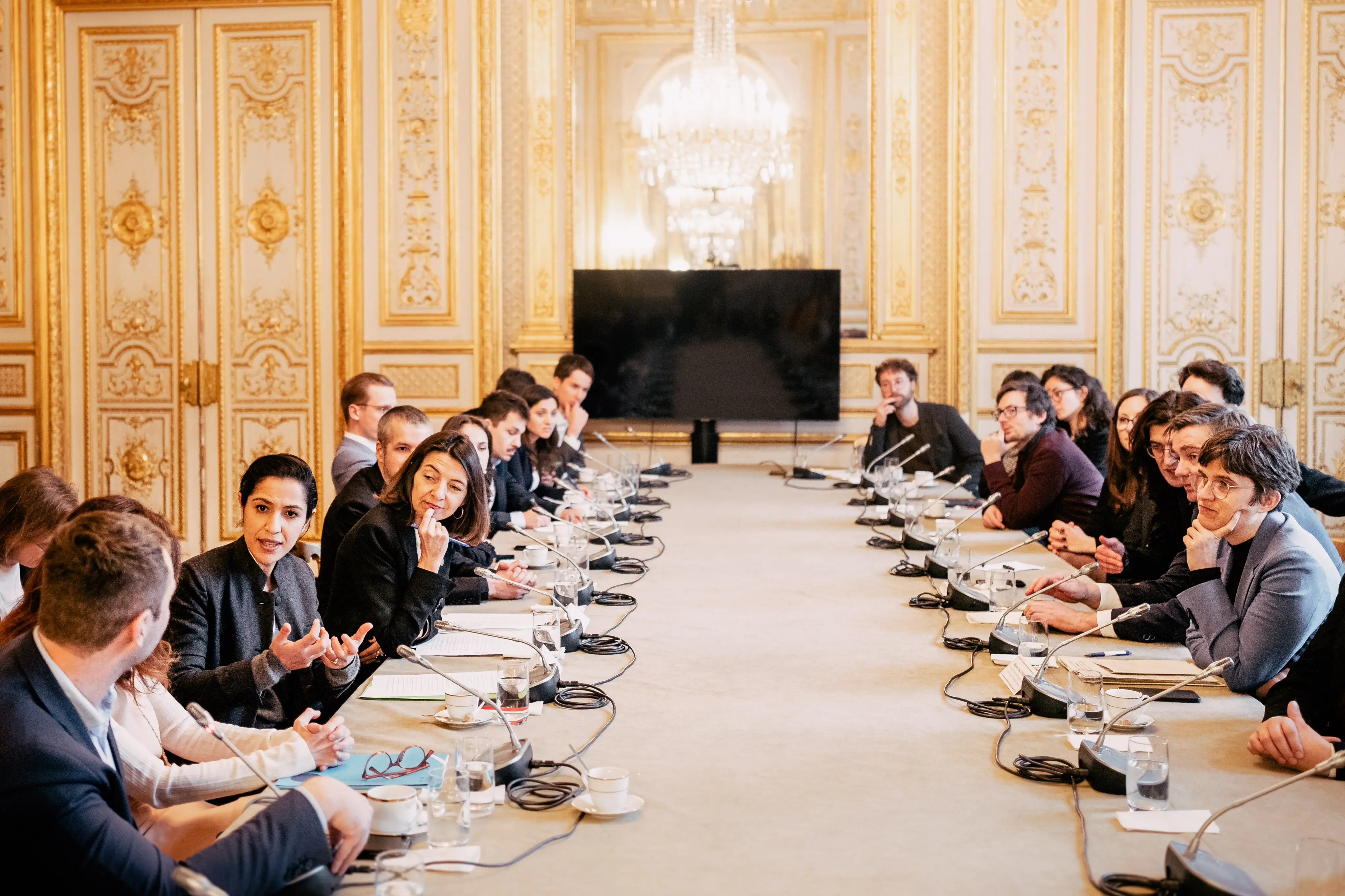 Rencontre inaugurale à Paris en présence des secrétaires d'Etat / Erstes Treffen in Paris in Anwesenheit der Staatssekretäre