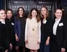 Photo de groupe cinquième cérémonie 100 Femmes de Culture – qui s’est déroulée le 9 octobre 2023 au Palais de Tokyo à Paris