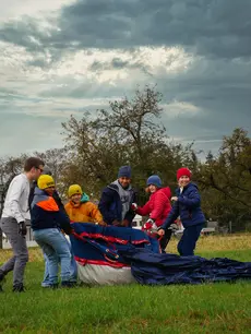 Déballage de l'enveloppe du ballon