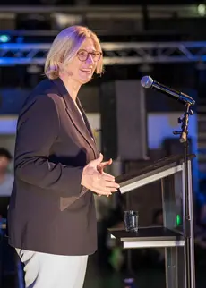 Anke Rehlinger, ministre-présidente de la Sarre, présidente du Bundesrat et plénipotentiaire d'Allemagne, chargée des relations culturelles franco-allemandes